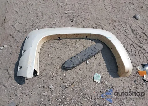 2013 Chevrolet Silverado 1500 Lt z USA, uszkodzony, nr VIN 3GCPKSE77DG346462